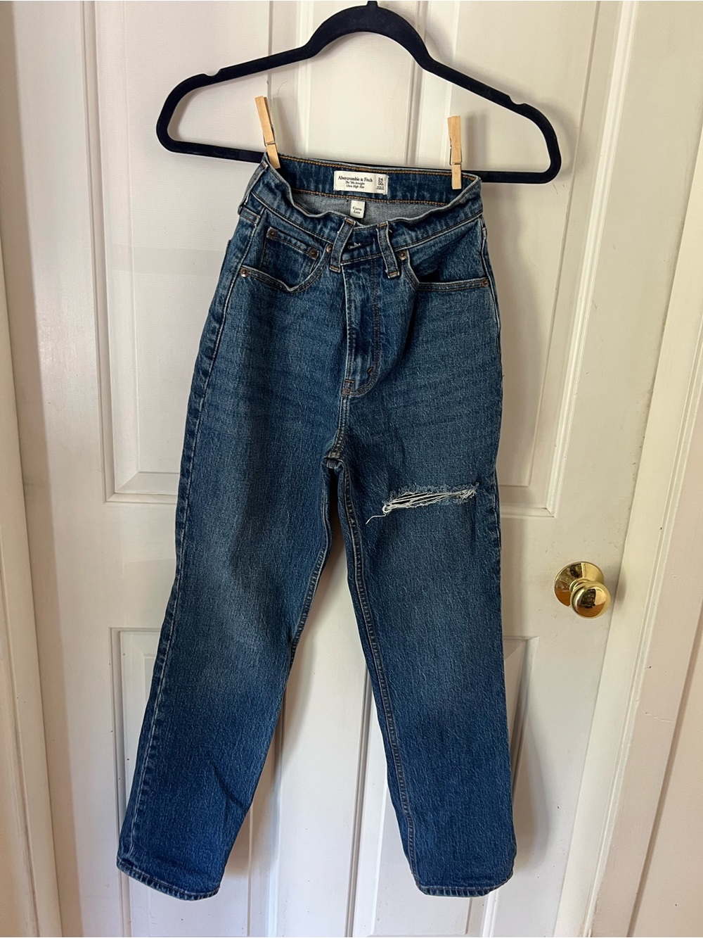 Abercrombie & Fitch Mid-Rise Straight-Leg Jeans in Dark Blue Wash